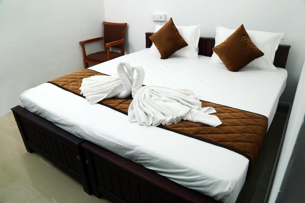 Awa Residency Hotel Kochi Luaran gambar